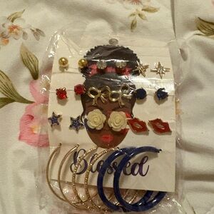 Elegant Gold and Blue Earring Set